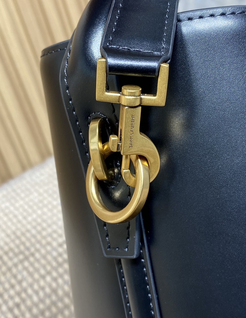 Y51 top handle bags